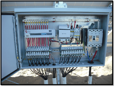 光伏串汇流箱测试